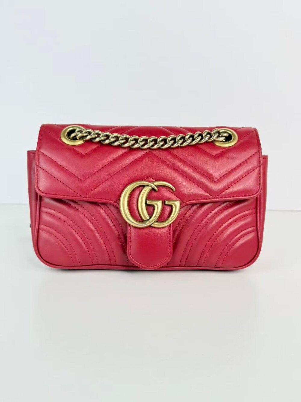 Gucci GG marmont Matelasse shoulder bag